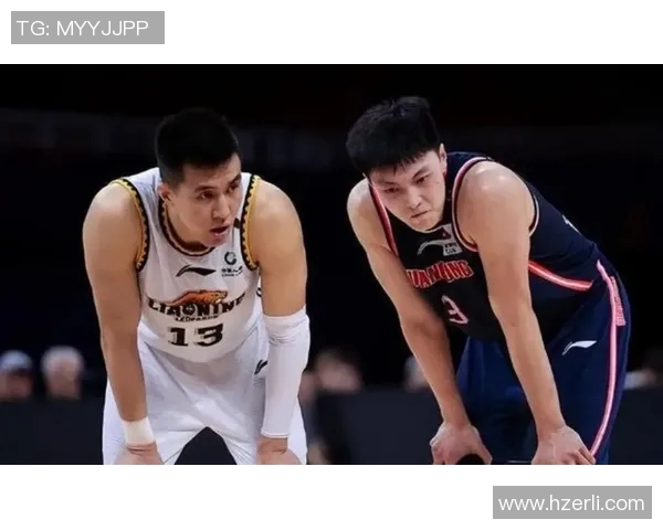 深圳篮球队战术之争引发热议球迷与专家的不同声音分析