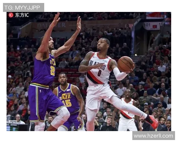 开拓者与爵士激战正酣比分悬念迭起引发球迷热议