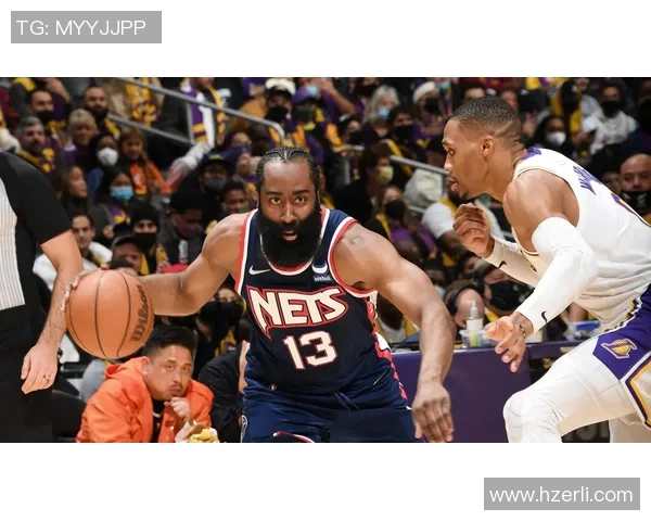 湖人对决篮网精彩纷呈12日比赛前瞻与球员状态分析