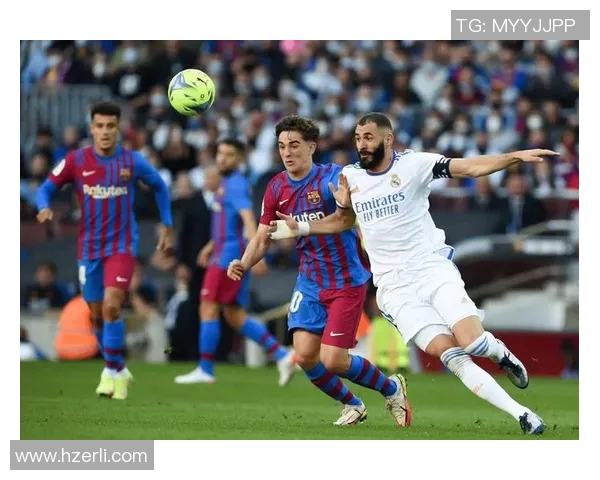 皇马与巴萨巅峰对决再度上演谁将赢得西班牙足球的荣耀之战