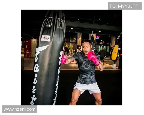 付高峰与雅桑克莱巅峰对决谁将成为搏击界的新王者 付高峰与雅桑克莱巅峰对决谁将成为搏击界的新王者