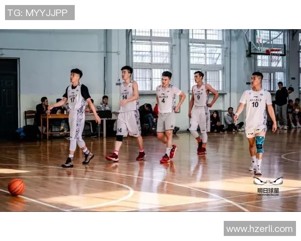 北体与华电CUBA对决精彩纷呈球员们展现青春风采与竞技精神 北体与华电CUBA对决精彩纷呈球员们展现青春风采与竞技精神