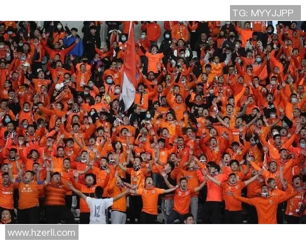 拿玻里与巴黎的精彩对决结果揭晓引发球迷热议