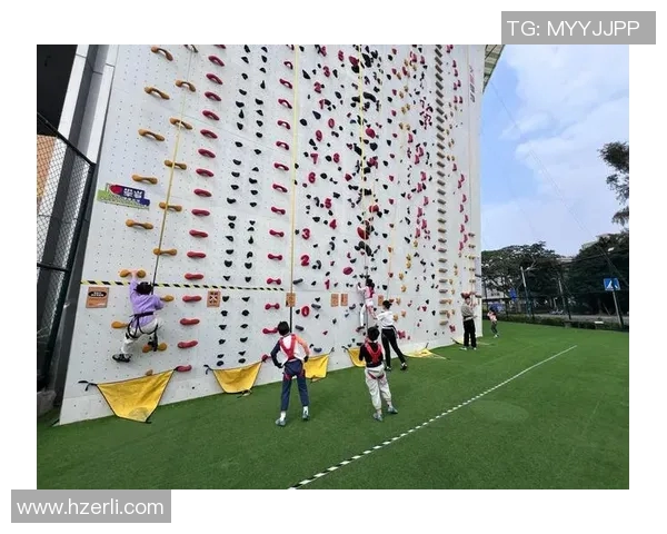 成都攀岩队在极限运动世界杯积分榜中以57分稳居第一名MBA 成都攀岩队在极限运动世界杯积分榜中以57分稳居第一名MBA